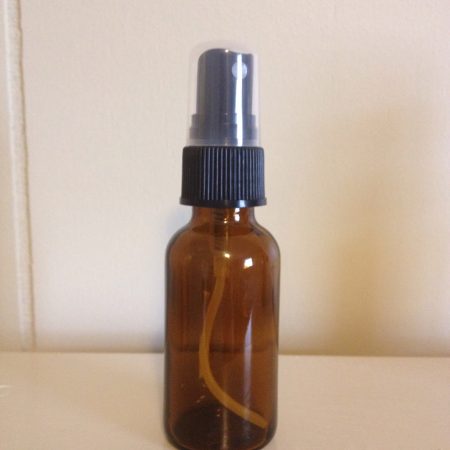 Amber glass spray bottle